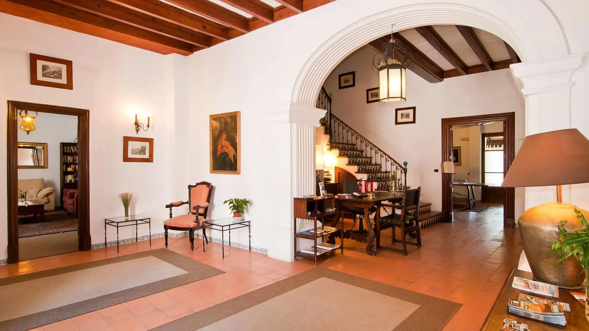 Villa Leon De Sineu Hotel